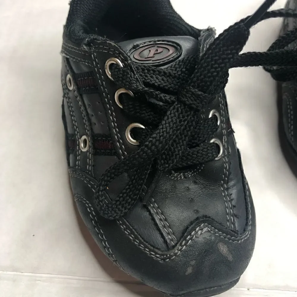 3/$15 or 5/$20 The Children’s Place size 6 black sneakers